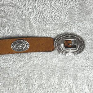 Kate Cate Calfskin Womens Belt With Silver-Tone Conchos XXS 25-29"